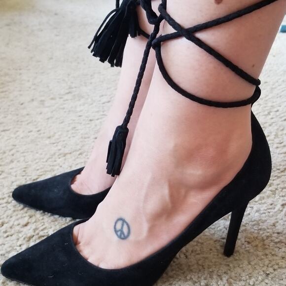 jOIE **** REDUCED**** SUEDE Wrap Around Pumps Pointed Toe Size 8.5M - Picture 1 of 8
